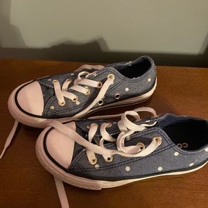 Girls Converse